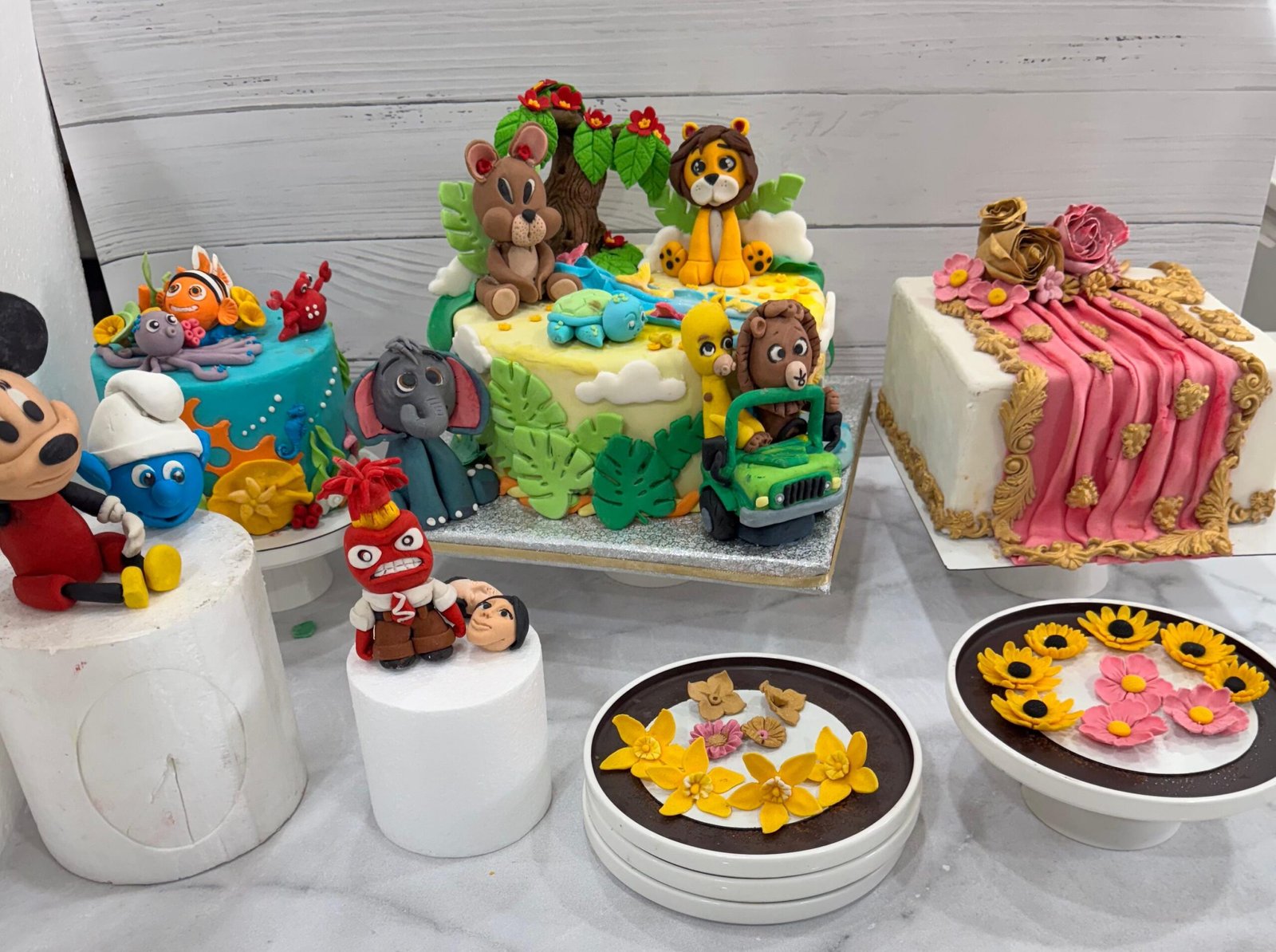 Sugar Craft Rolled Fondant Cakes